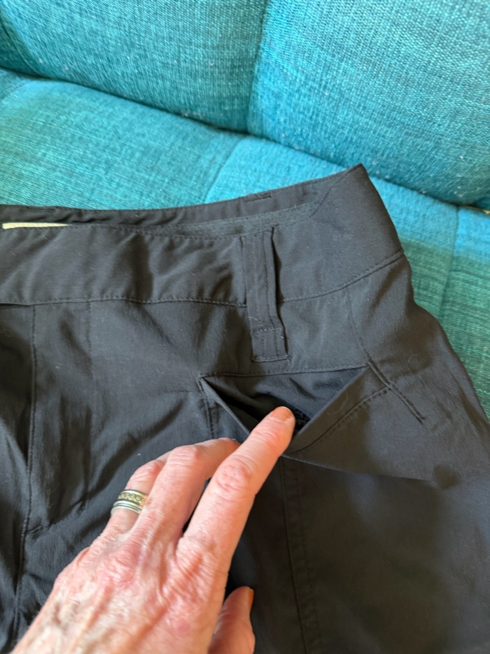 Royal Robbins Black travel shorts with Branded Waist Tag - Picture 7 of 7